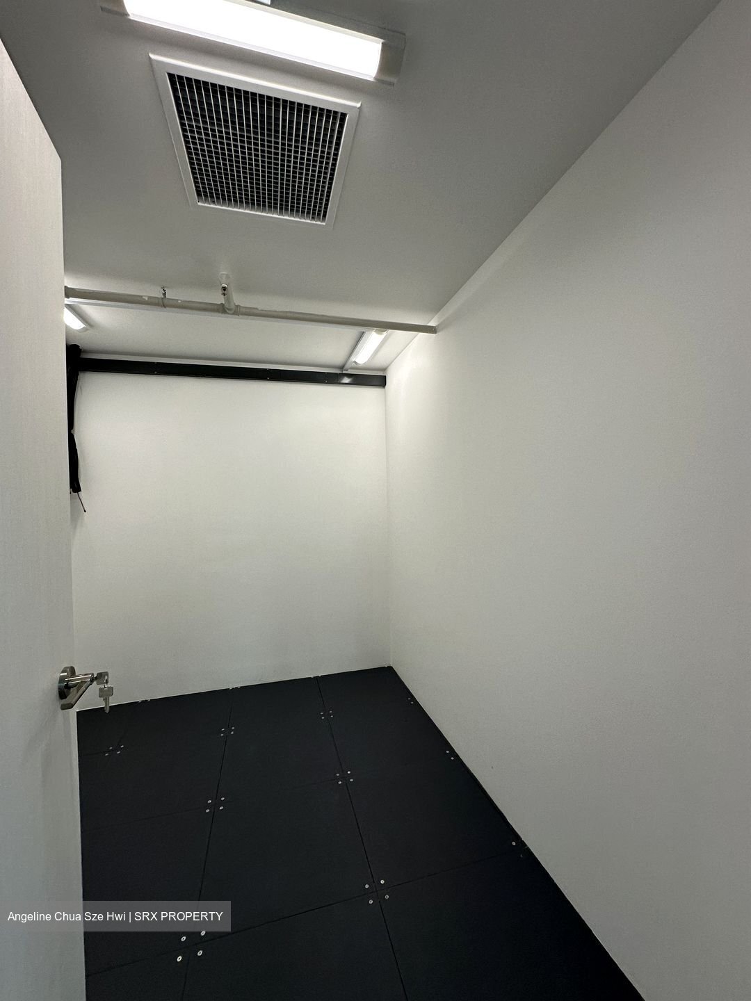 Hub Synergy Point (D2), Office #457576831